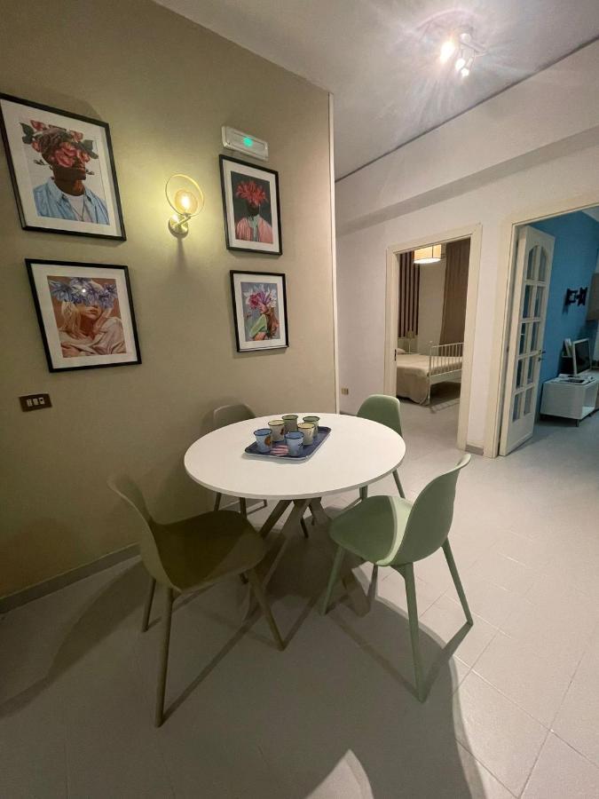 נאפולי Casa Di Nonna: Appartamento מראה חיצוני תמונה